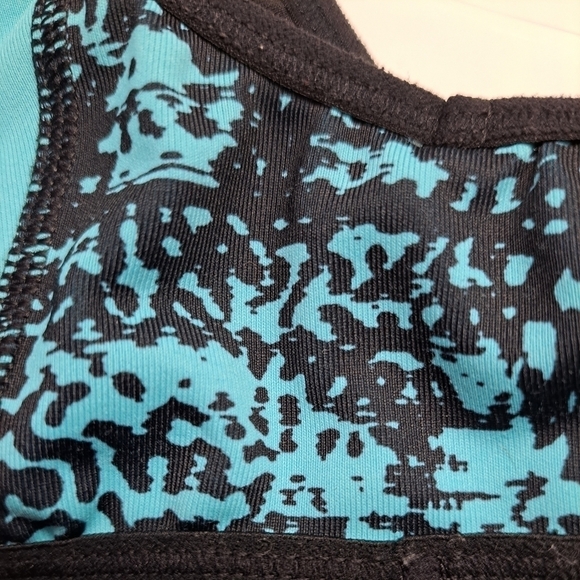 Champion C9 Racerback Black & Blue Sports Bra   Size L - Picture 4 of 4